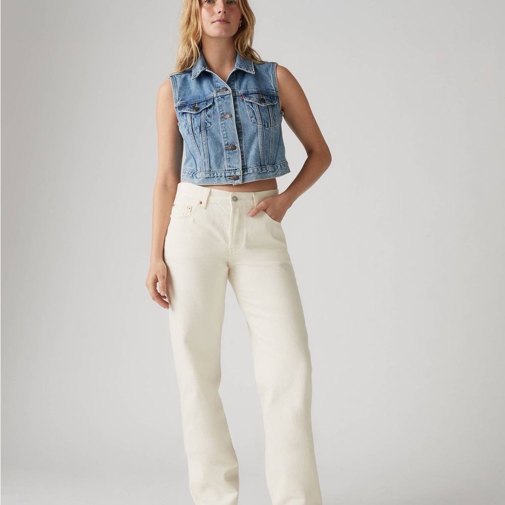 Levi's Women's Straight Leg Cream Jeans